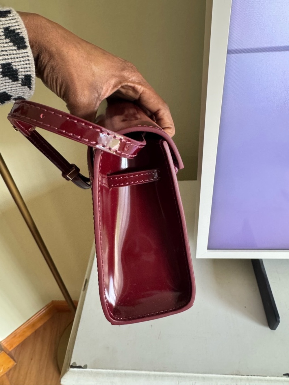 Verafied Patent Dark cherry Women’s Leather Shoulder Bag - Picture 4 of 9